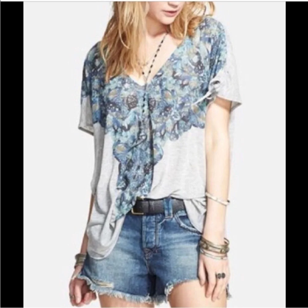 Free people moon dance abstract print on front solid print on back tee
